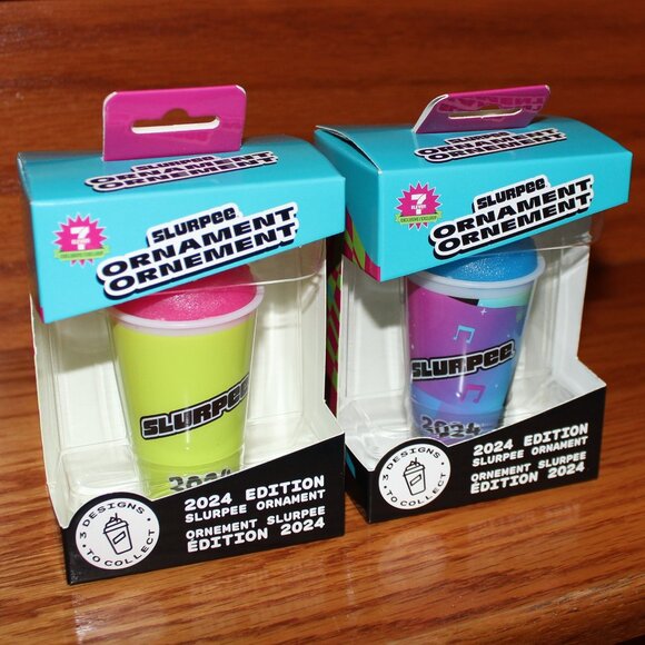 FREE*❤️7-Eleven SLURPEE ornament 2024 edition Making The Holidays Mixational - Picture 1 of 5
